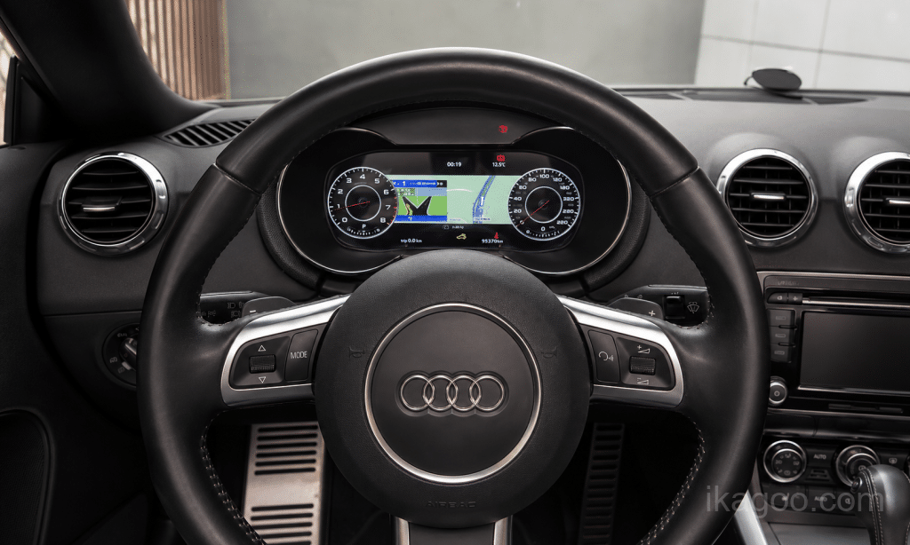 Resultado final de la instalación del cuadro de instrumentos digital Audi TT 8J